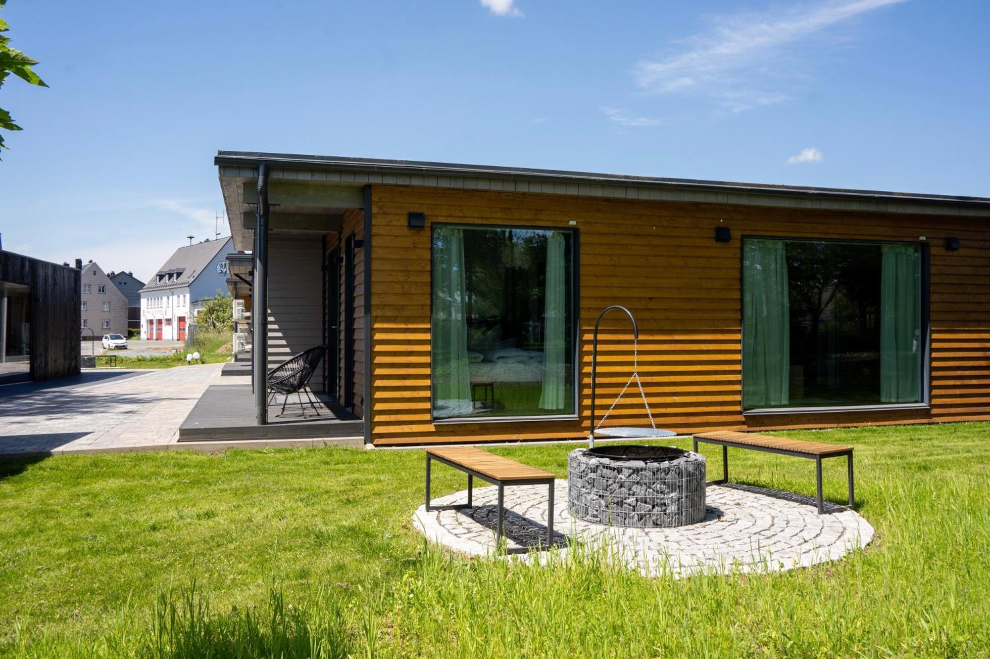 Hotel & Chalets By Revex Schwarzenbach am Wald Extérieur photo